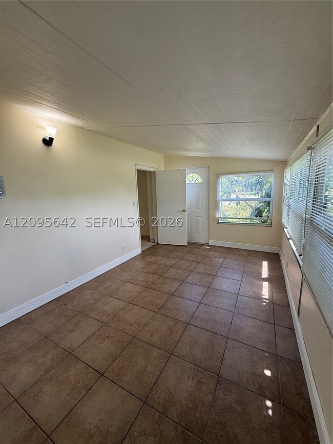 2519 NW 62nd Terrace