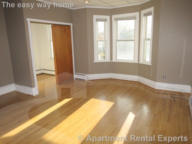 Photo - 741 Somerville Ave Unit #2