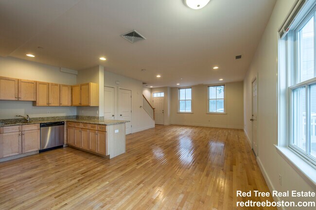 Photo - 110 Second St. Unit PH04 Unit PH04