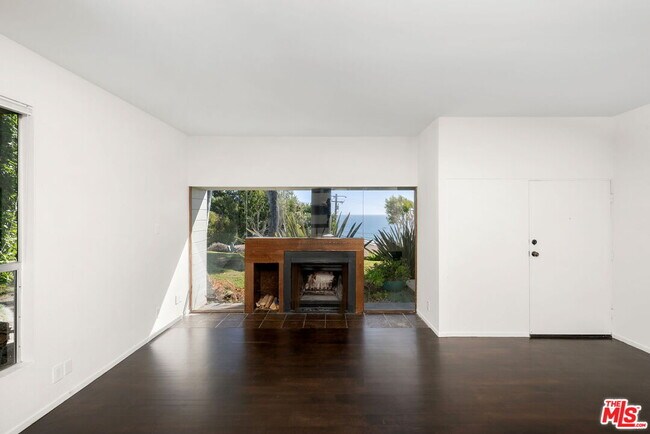 31215 Pacific Coast Hwy