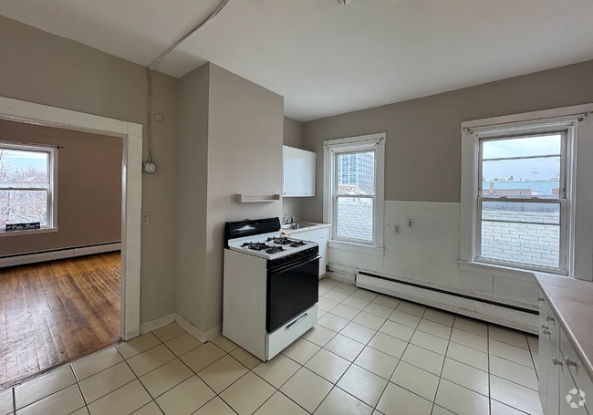 Building Photo - 20 Harding St Unit 3 Rental