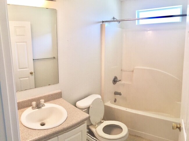 Photo - 4266 Lancaster Dr