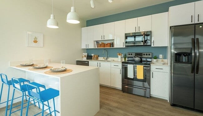 Photo - Hub Gainesville University