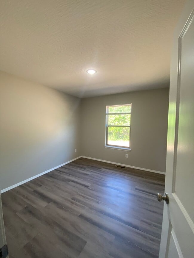 Photo - Brand New Home!!
