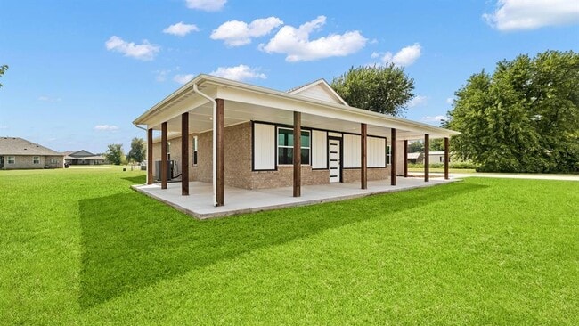 Photo - 12624 E Hefner Rd