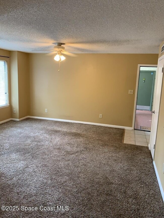 Photo - 3545 Sable Palm Ln Unit E