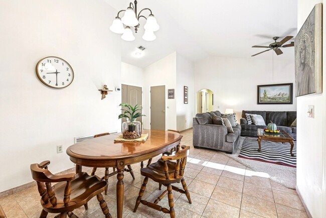 Photo - 3013 Sungold Dr