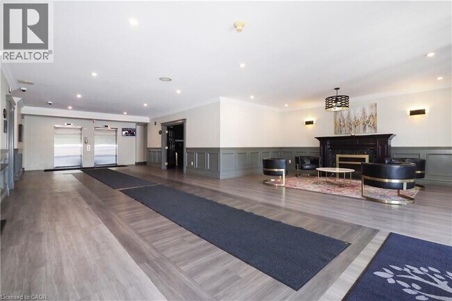 Photo - 255 Keats Way Unité 208