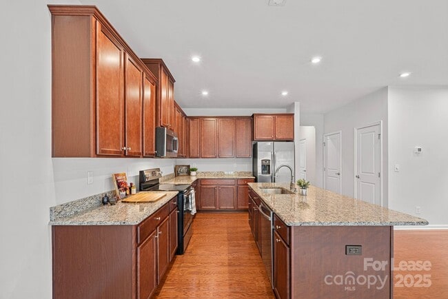 Photo - 206 Scenic View Ln