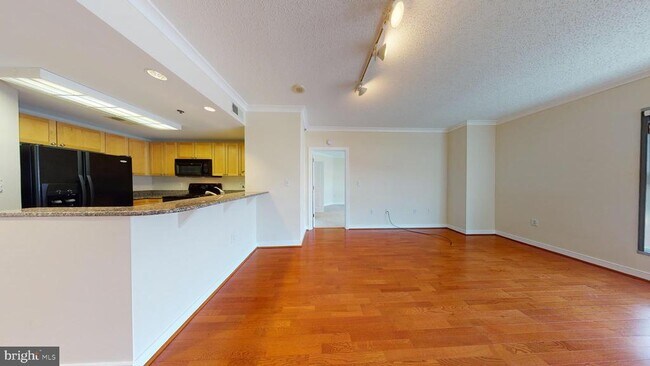 Photo - 777 7th St NW Unidad 714