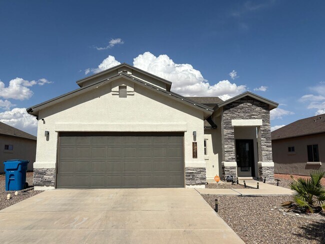 Building Photo - 11571 Leonor Duran St