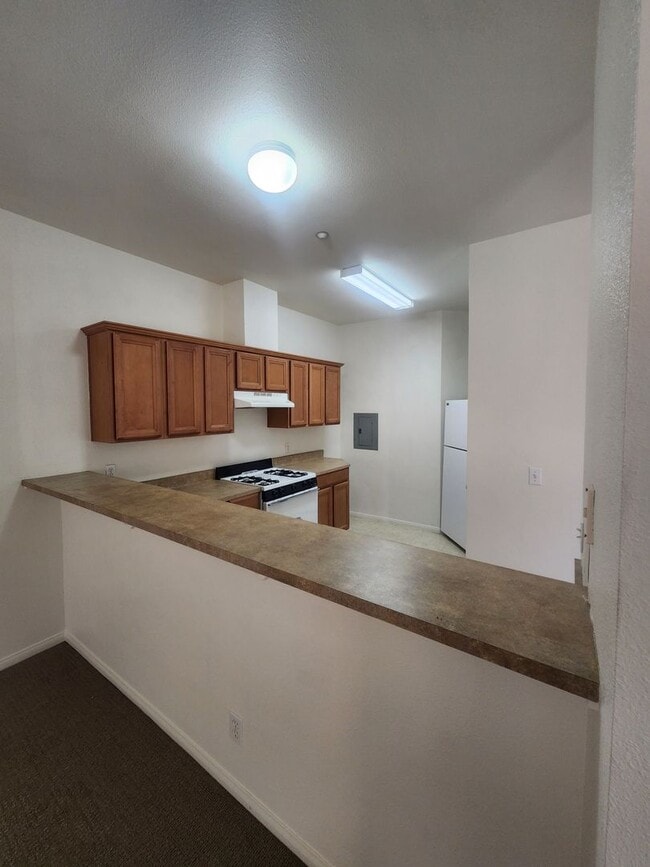 Photo - 200 S 13th St