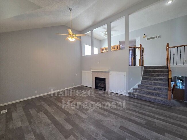 Photo - 10960 N Wallace Ave