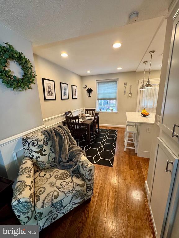 Photo - 2977 S Columbus St