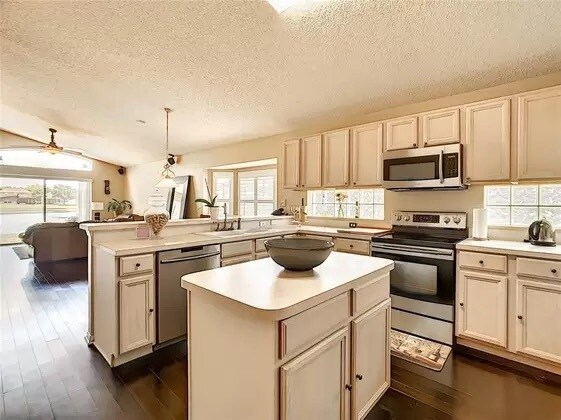 Photo - 12837 Hunter's Vista Blvd