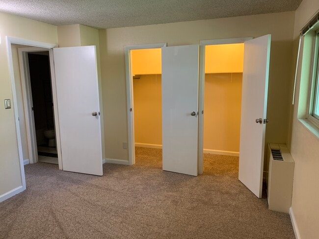 Photo - 3161 Madison Ave R315