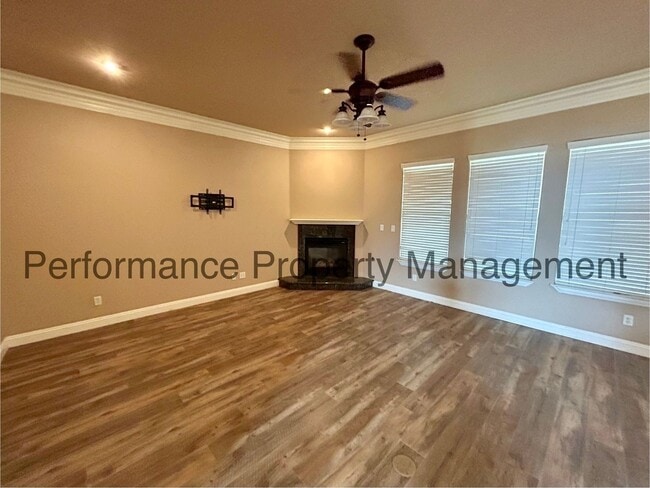 Photo - Stunning 4 Bed/ 2 Bath NW Bakersfield Home...