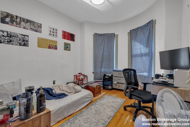 Photo - 5 Sachem St Unit 3