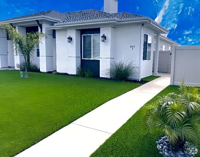 Building Photo - 8014 Shadow Hill Dr Rental
