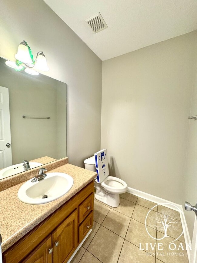 Photo - 125 Governors Blvd