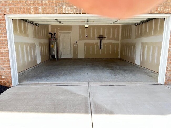 Photo - 1112 Broholmer Ln