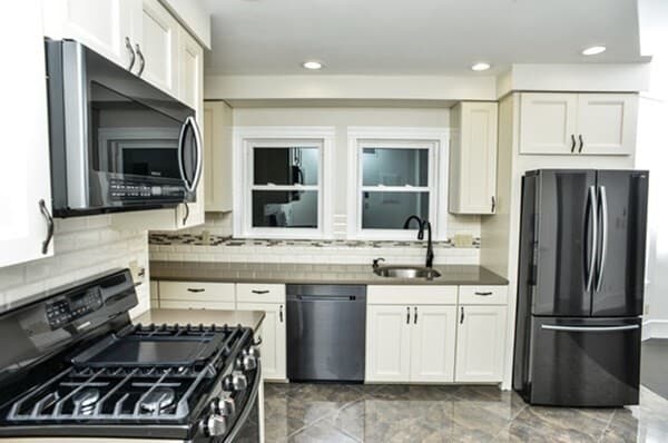 Building Photo - 614 River St Unit 2 Rental