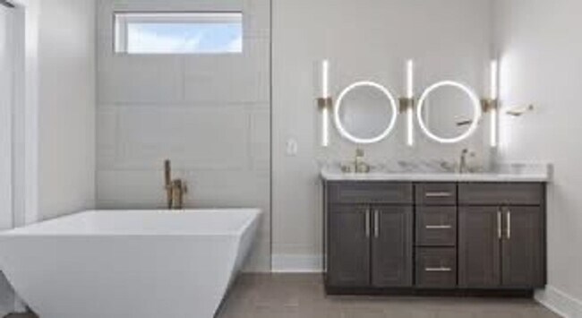 Photo - 281 Bluebell Dr