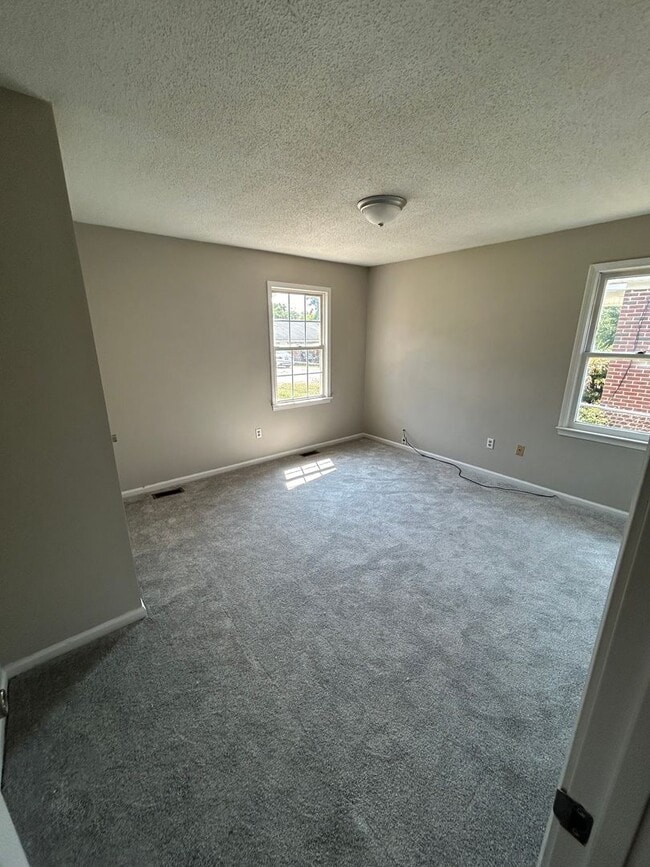 Photo - 102 Bruce St Unit 102A Bruce St