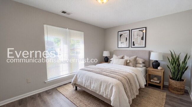 Photo - 5669 Kaitlyn Dr W