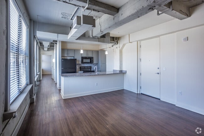 3 BR, 3 BA - 1743SF
