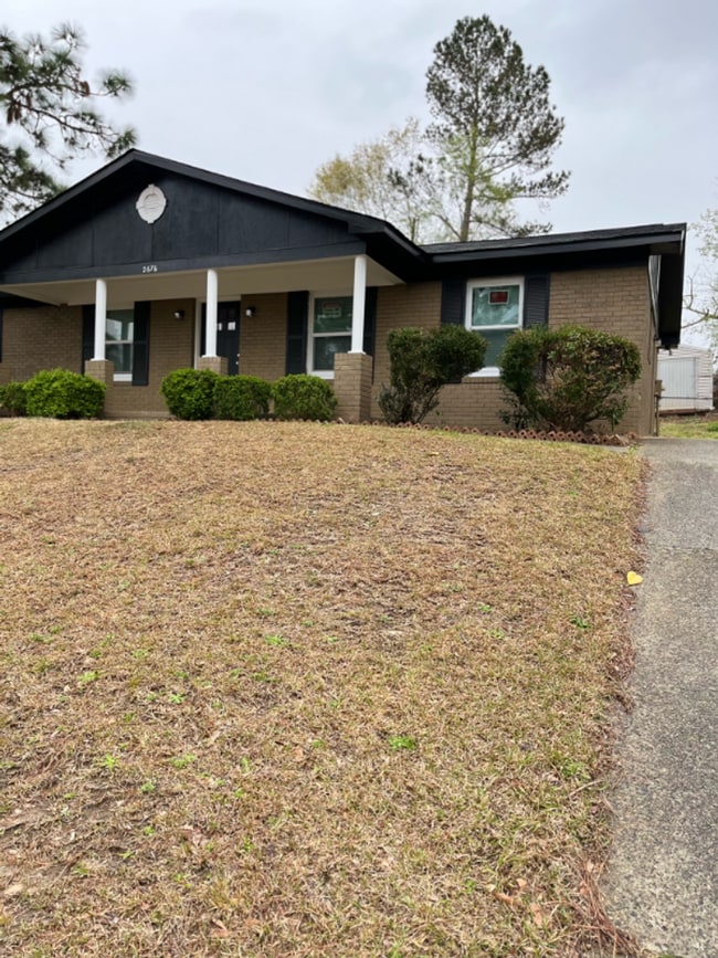 Building Photo - 3 Br Brick Ranch