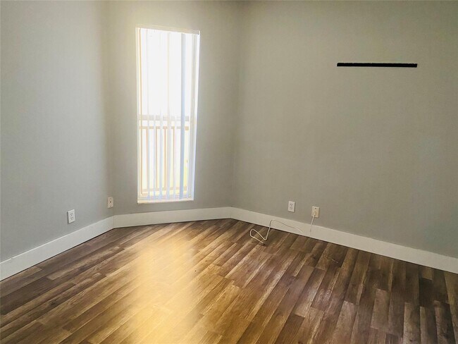 Photo - 7680 Westwood Dr Unidad 822