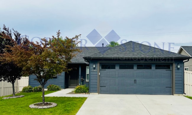 Building Photo - Great Home on Corner Lot!
