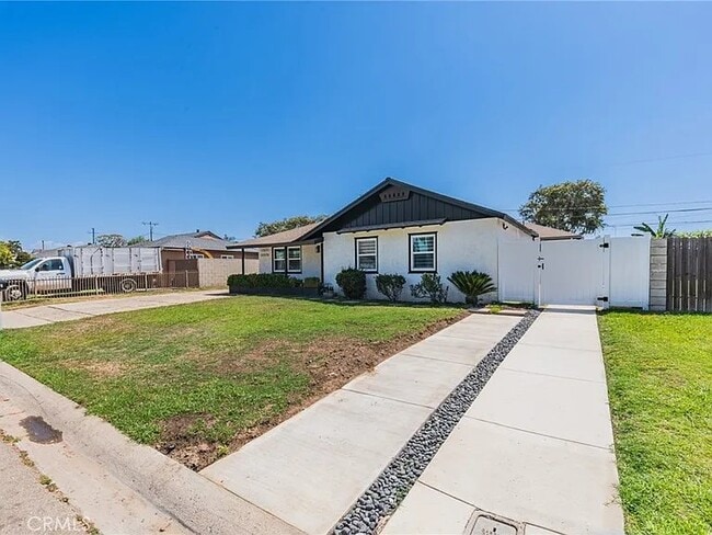12572 Barbara Ave