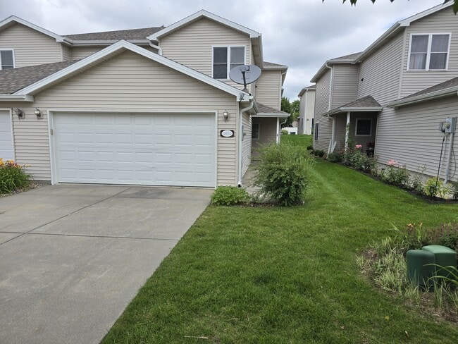 Building Photo - 3612 McLaughlin Dr