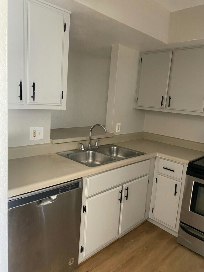 Photo - 2814 E Le Marche Ave