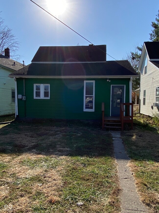 Photo - 510 W 5th St