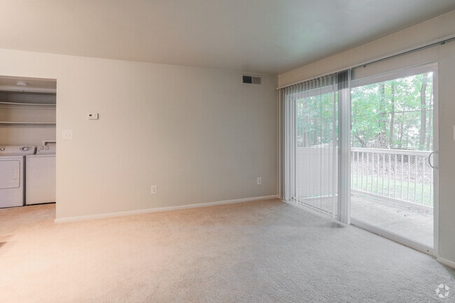 1HAB, 1BA - 700 ft²