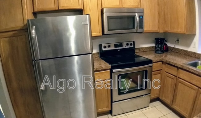 Photo - 3113 Central Ave NE