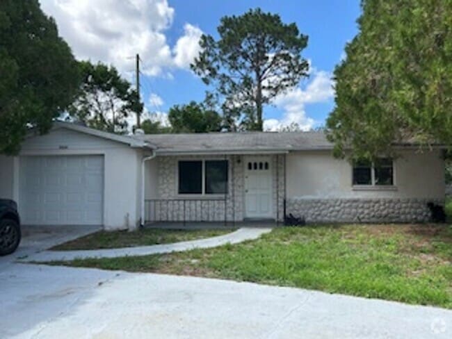 Building Photo - Well maintained 2/1 in a quiet neighborhood Rental