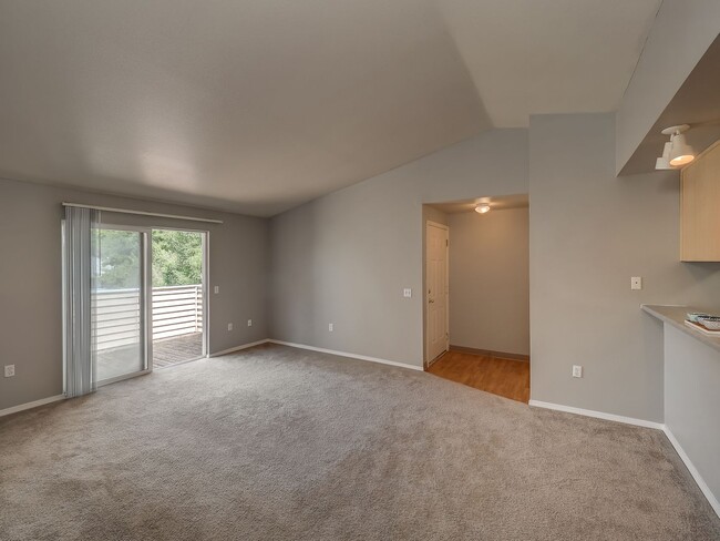 Photo - Life Just Got Better Come See For Yourself At Powell Court Apartments!! Unit 56