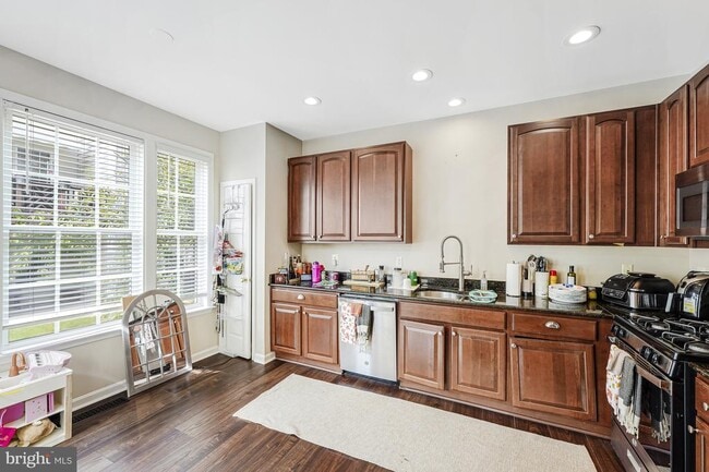 Photo - 20377 Cottswold Terrace
