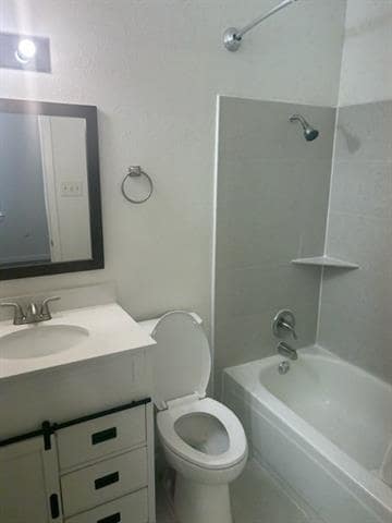 Photo - 109 Wildwood Ct Unit C