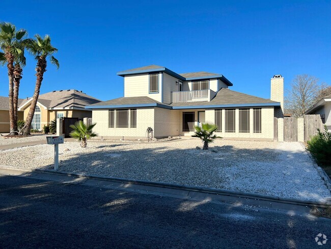Building Photo - 15334 Barataria Dr Rental
