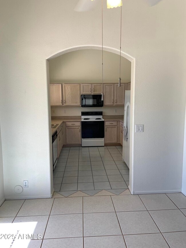 Photo - 9069 W Behrend Dr