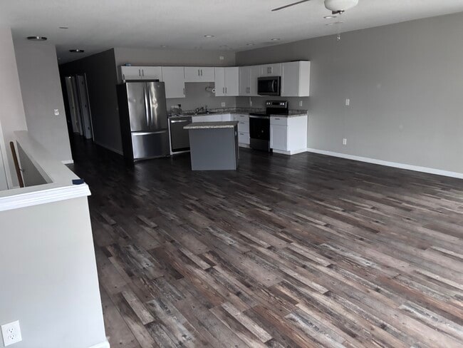 Photo - 512 N 2nd St Unidad 512 1/2 S 2nd St