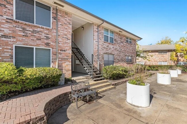 Photo - 8087 Meadow Rd Unit 228