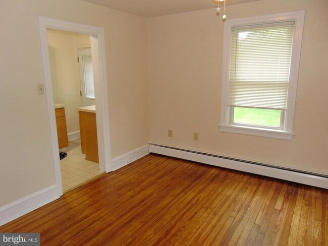 Photo - 1311 Bristol Rd Unit 1