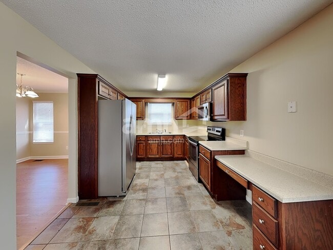 Photo - 117 Bainbridge Ct