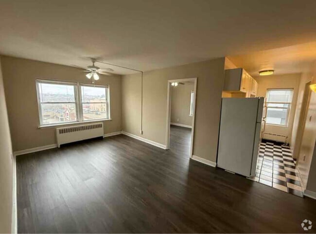 Building Photo - 1653 N Prospect Ave Unit Penthouse A